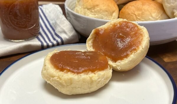 dinner rolls